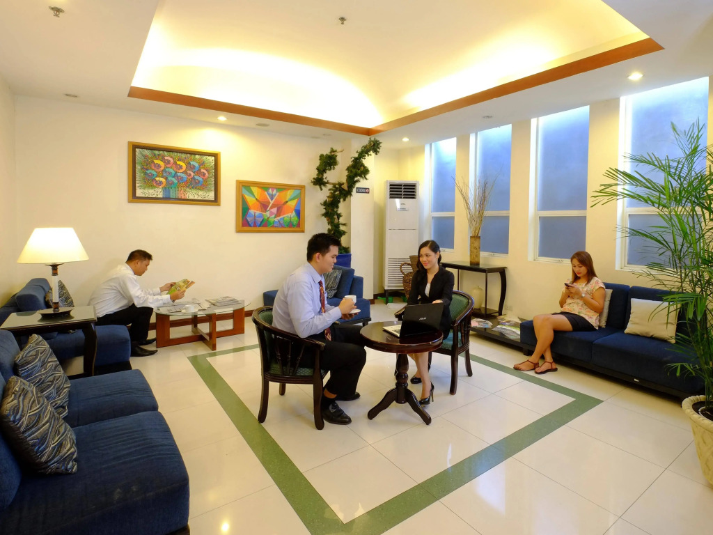 OYO 187 The Maxwell Hotel