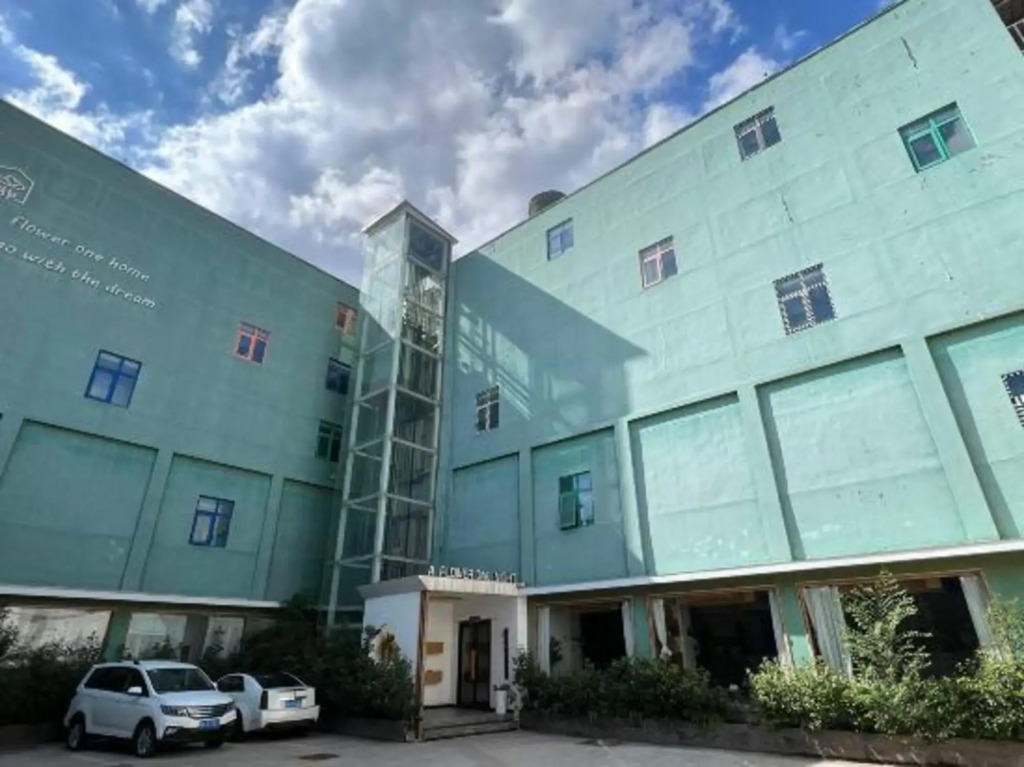 Zhoukou Yihua Yizhu Boutique Hotel