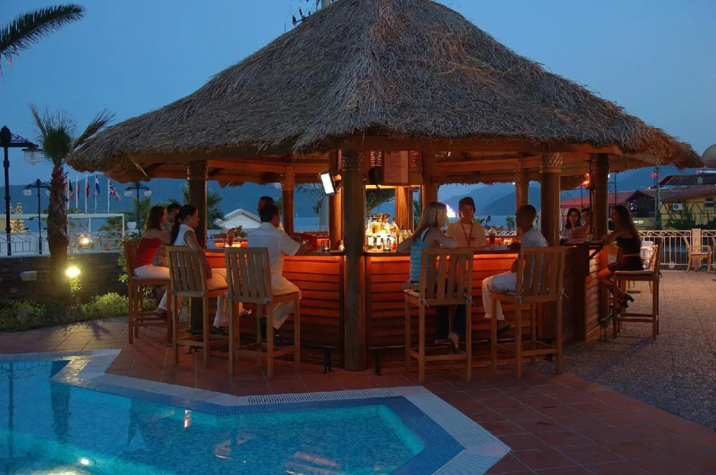 Hawaii Hotel