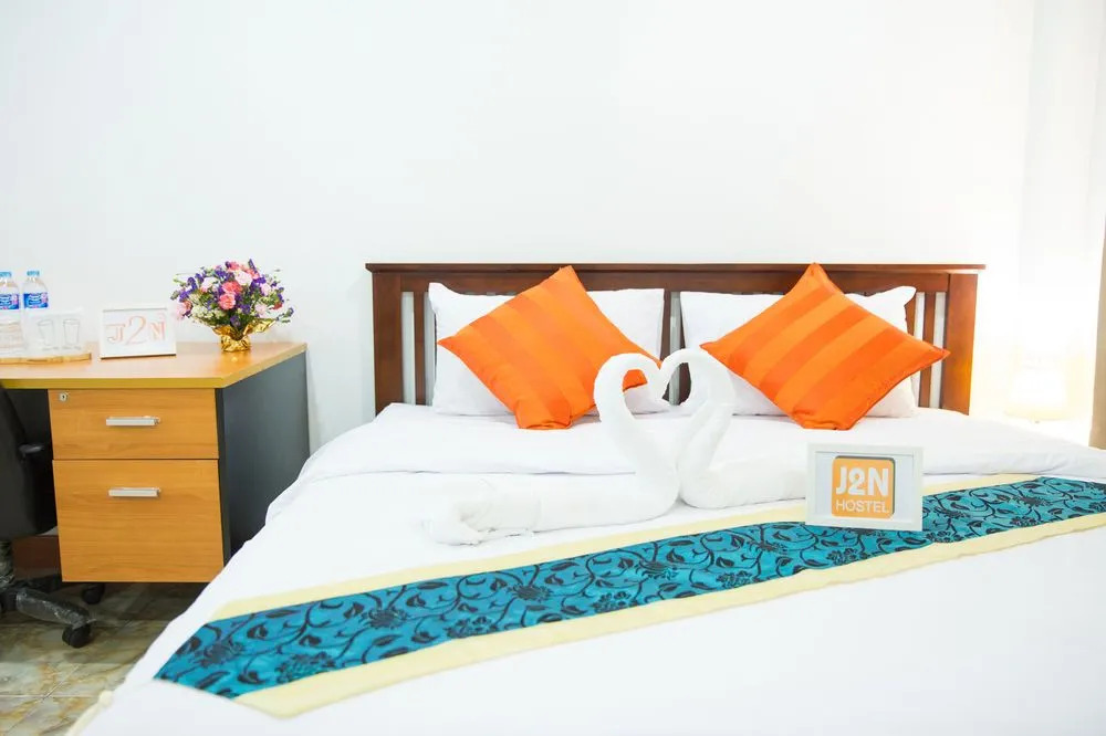 J2N Hostel