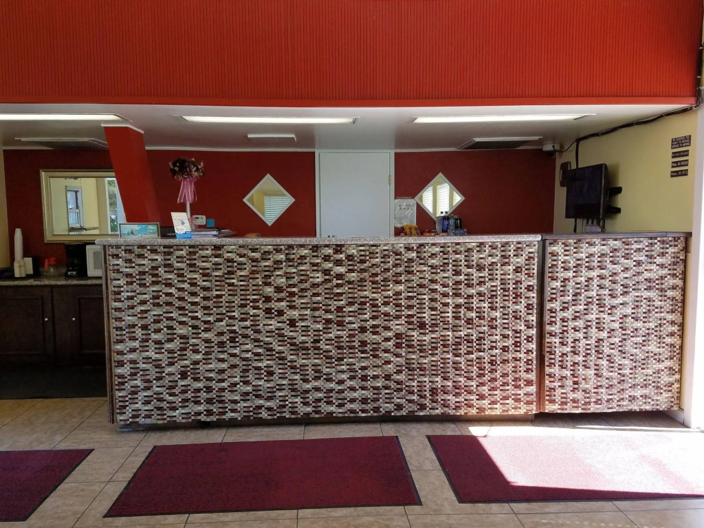 Economy Inn Fresno Yosemite NEWLY REMODELED