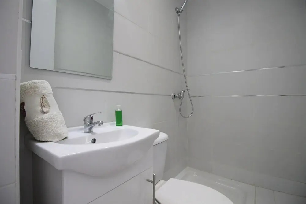 Dúplex con cama de Matrimonio y Sofá Cama A/C y WiFi SANB5