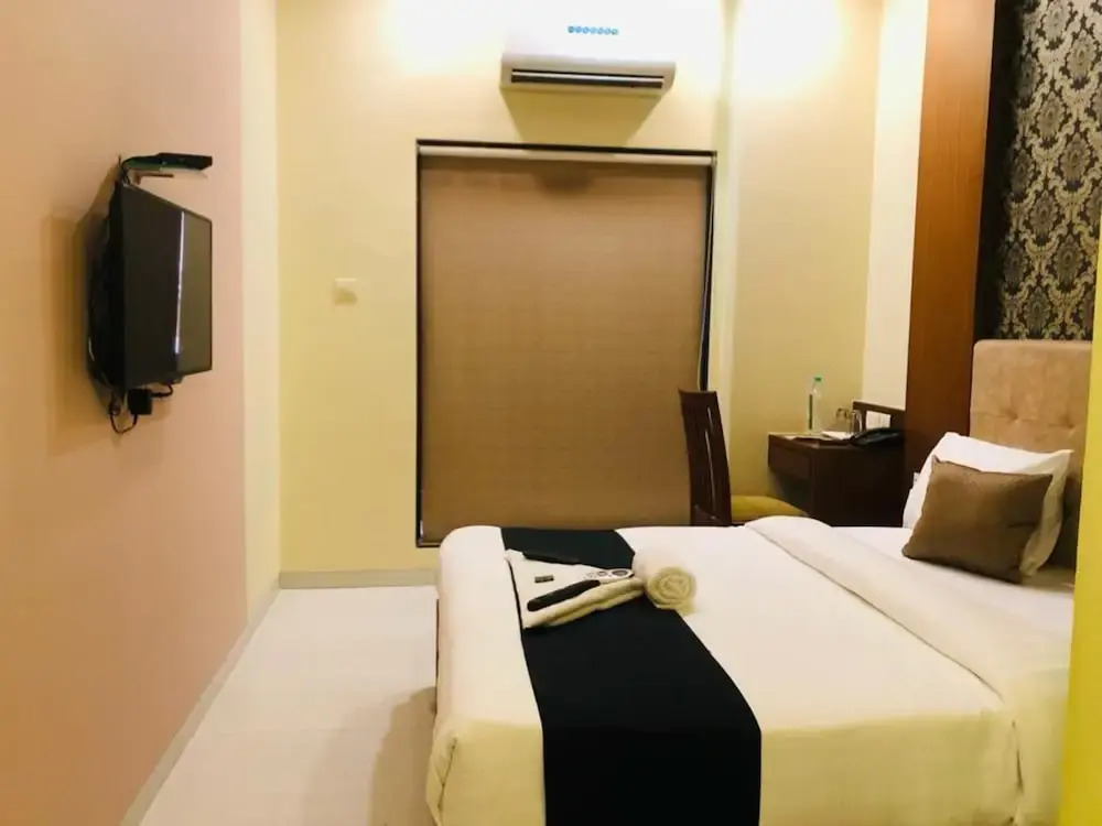 New Seven Hills By Glitz Hotels