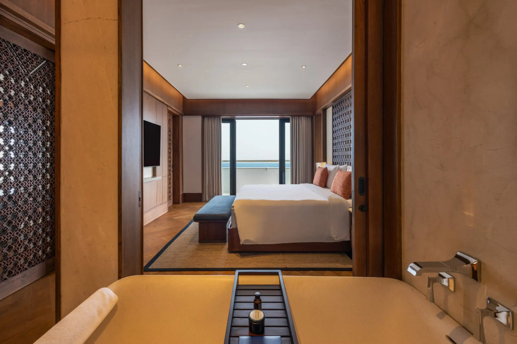 Двухместный люкс Royal (двуспальная кровать) в Отель Bali Beach