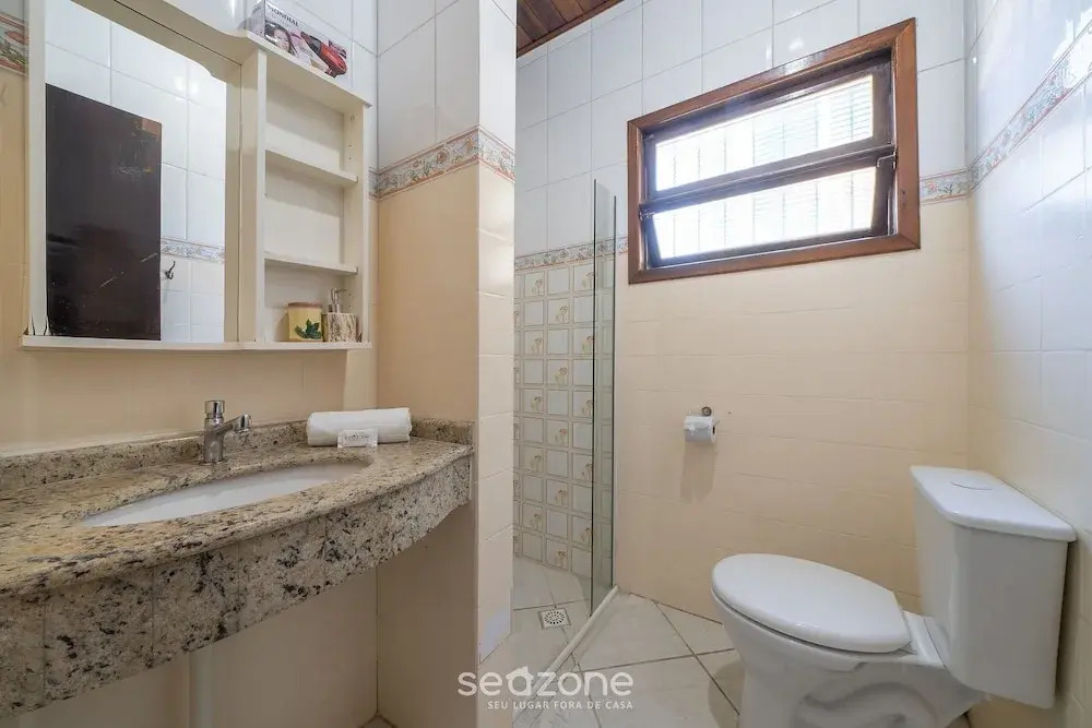 3BR House 230m From Beach w/ BBQ & Grg Rgv115