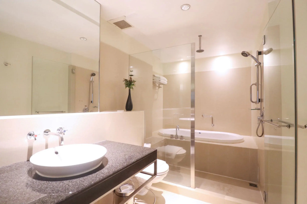 The Quarter Saladaeng by UHG - Walk to Central Park & The Common