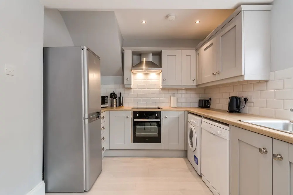 Meadowbank Place