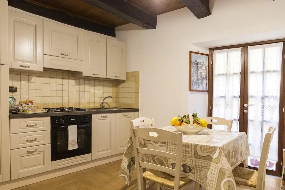 Apartment With one Bedroom in Arce, With Wonderful City View, Balcony and Wifi