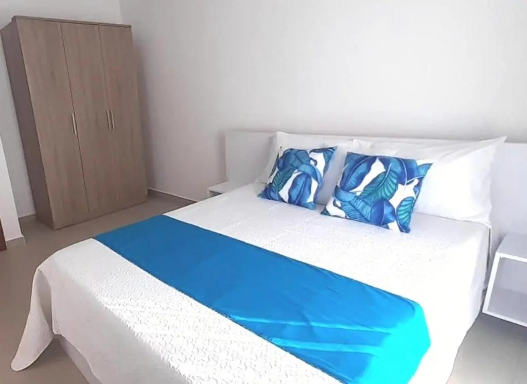 Carré d'or v luxury 3bed duplex with private pool and rooftop sea view flic-en-flac, Mauritius 20mins walk to beach, bar, restaurants and amenities