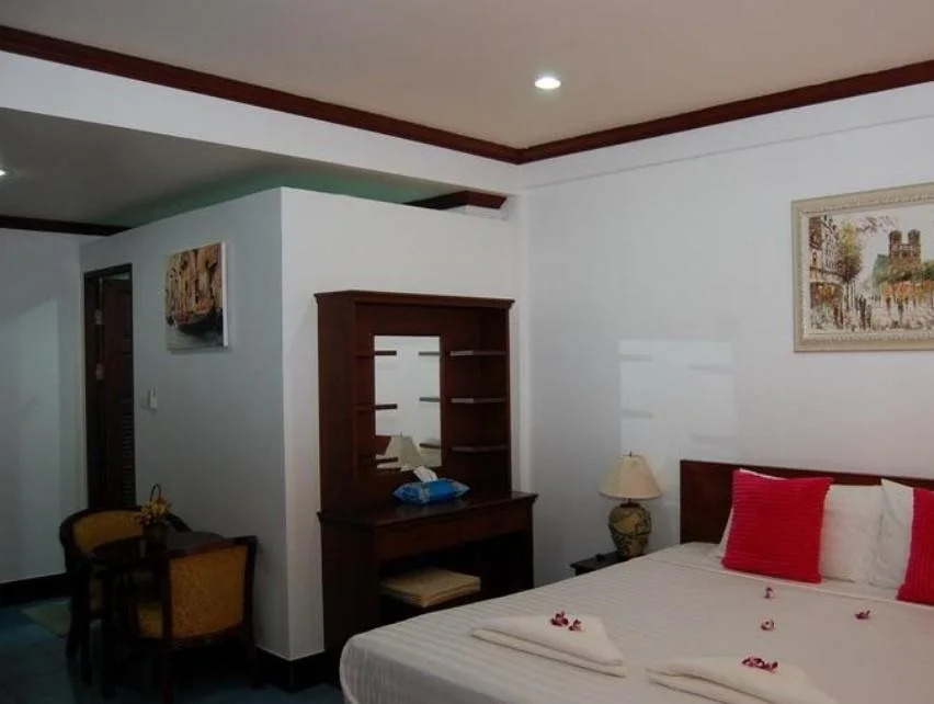 Green Hotel