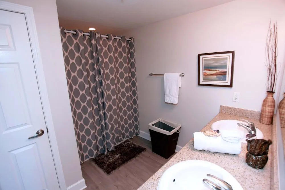 Sanibel 406