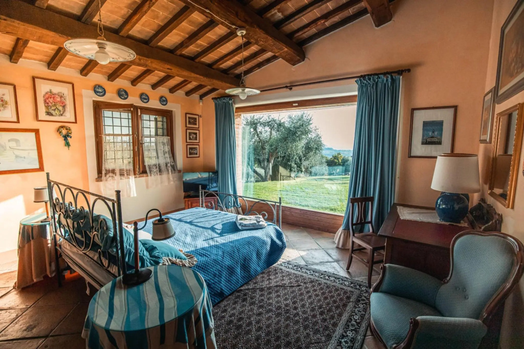 Villa for 10 Guests Private Pool Access to the Wellness Center of the Estate-moraio