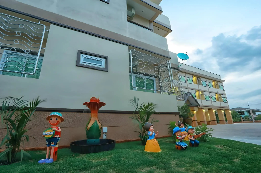 V Residence