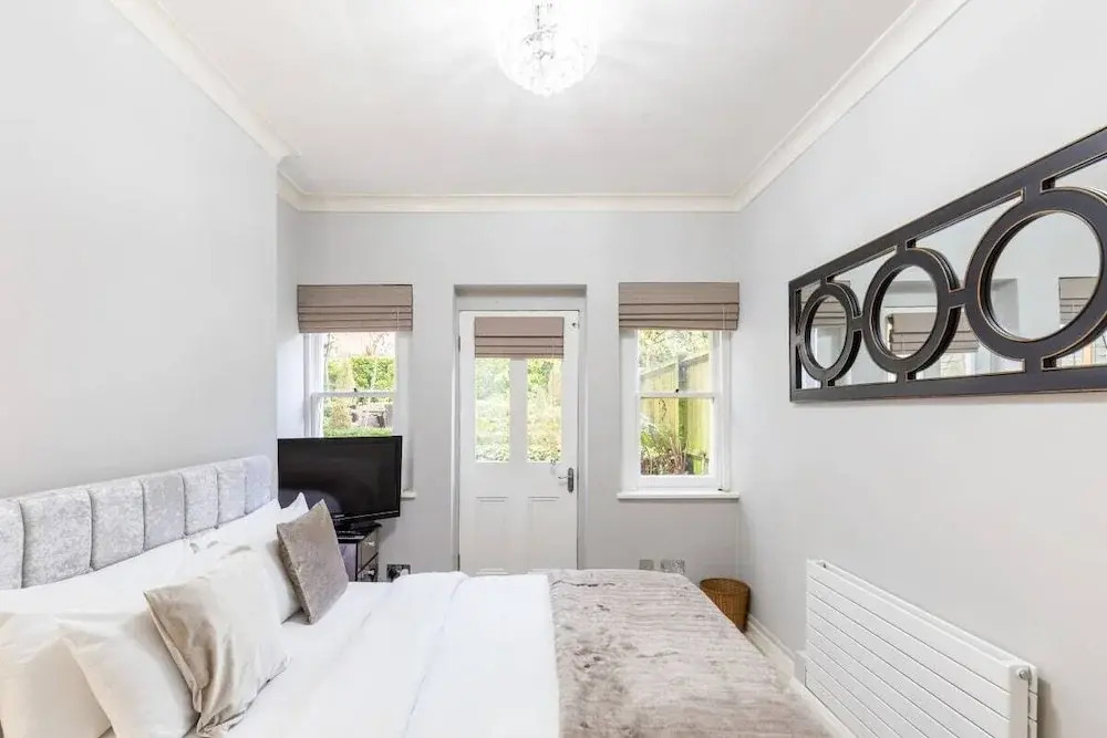Beautiful 2bed Apt W/garden in Kensington
