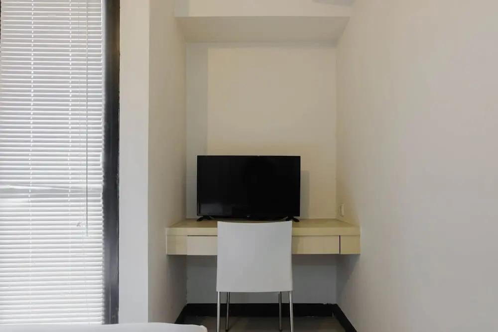 Best Price Studio Apartment at 19 Avenue