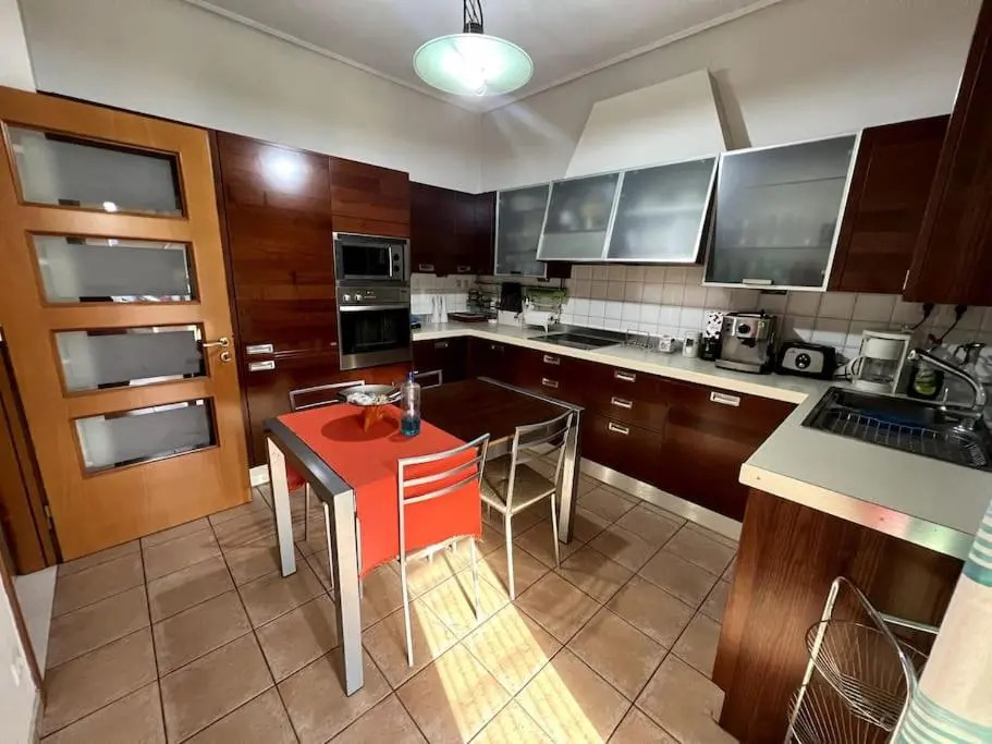 Central Luxury Apartment with huge balcony
