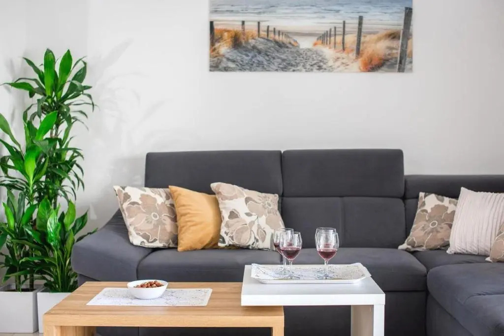Sea view apartment EMA
