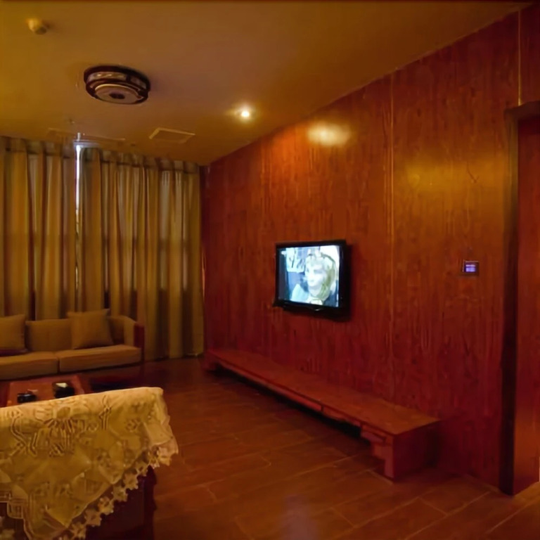 Caizhi Dongfang Hotel