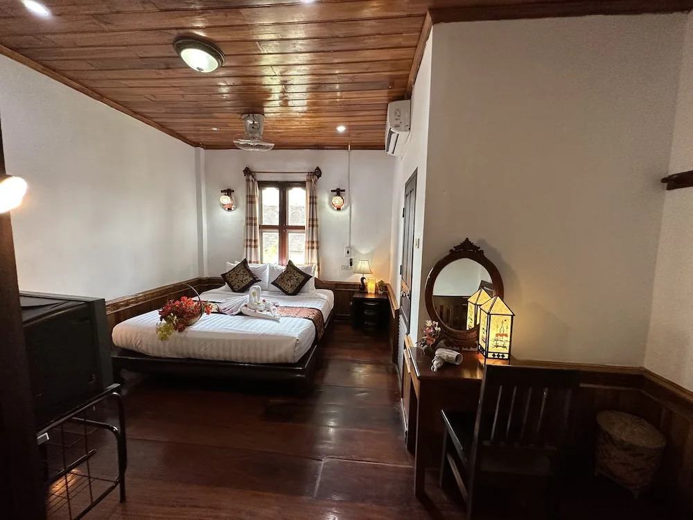 Villa Thida Mekong Riverside