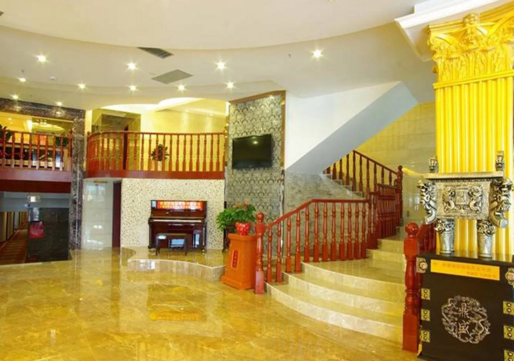 GreenTree Alliance ShiYan Middle BeiJing Road Jinling International Hotel