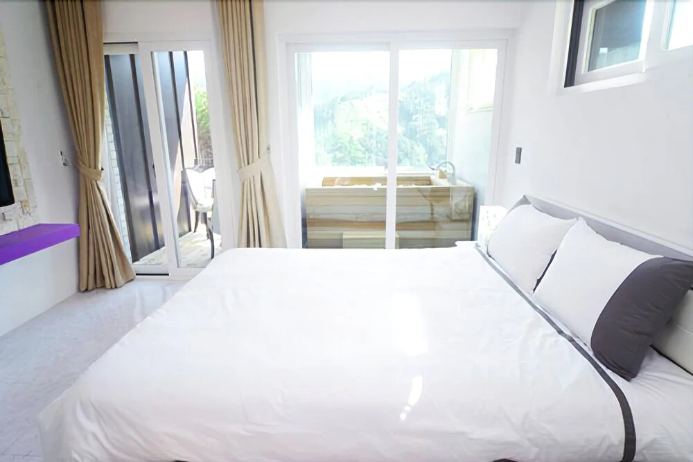 Gapyeong Gipeunsanarae Spa Pension