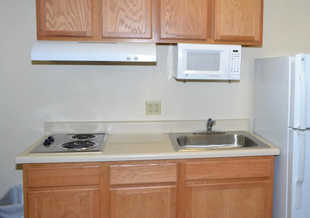 WoodSpring Suites Lebanon