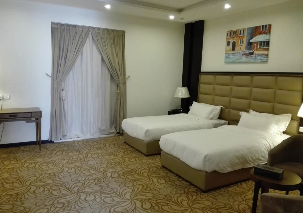 Diamond Hotel