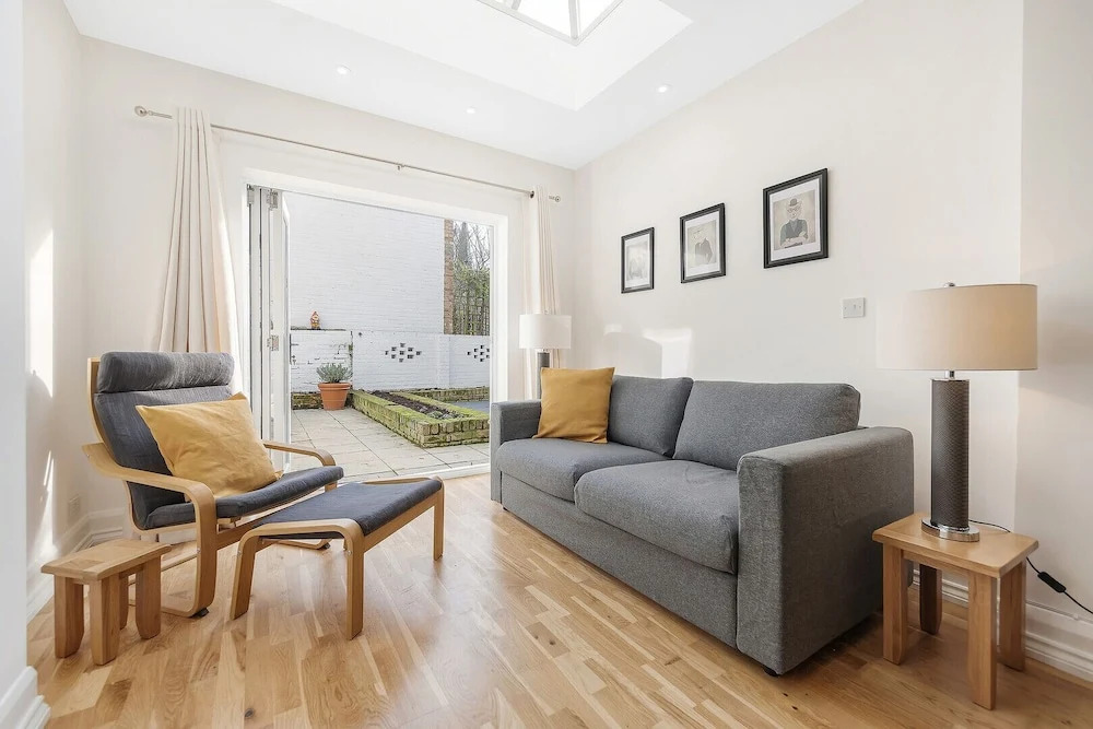 Modern Garden Flat in Hampstead