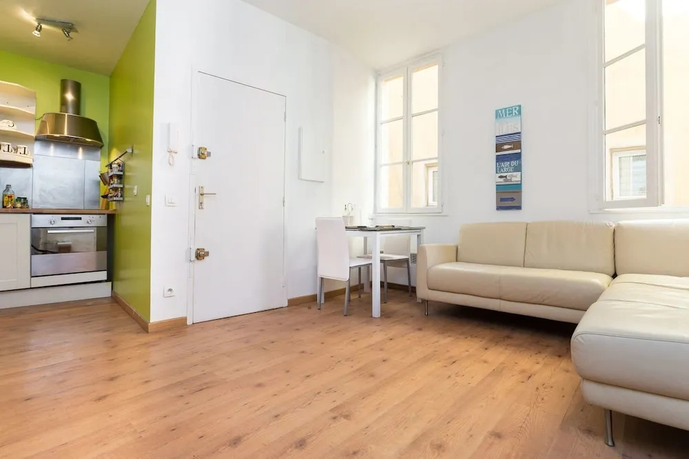 The Gelato- Charming 1-BR Old Town