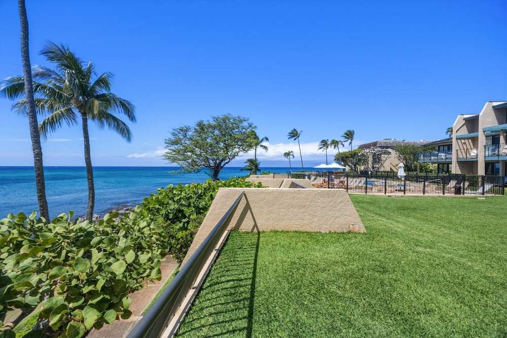 Oceanfront Maui Retreat At Napili Point - Unit B16 1 Bedroom Condo