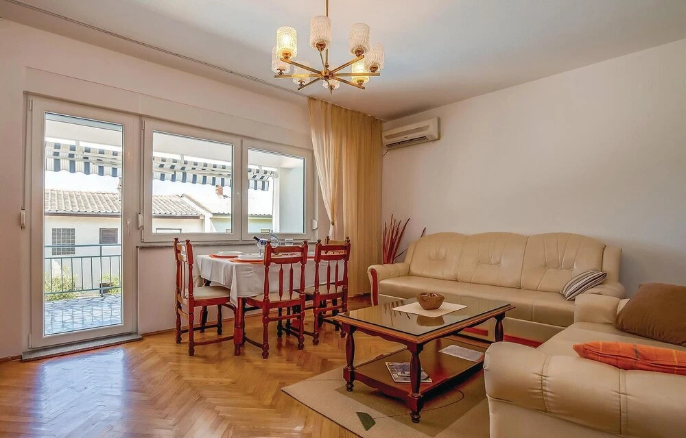 Amazing Home in Crikvenica With Wifi and 4 Bedrooms