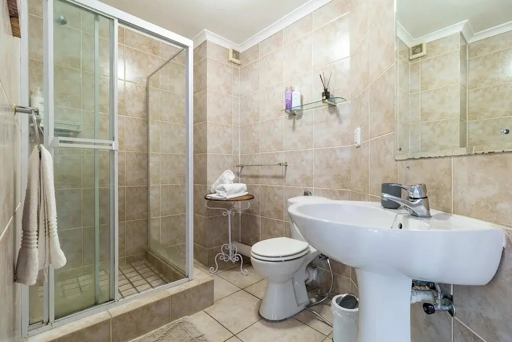Beachfront Villa Sea Breeze Hout Bay Cape Town