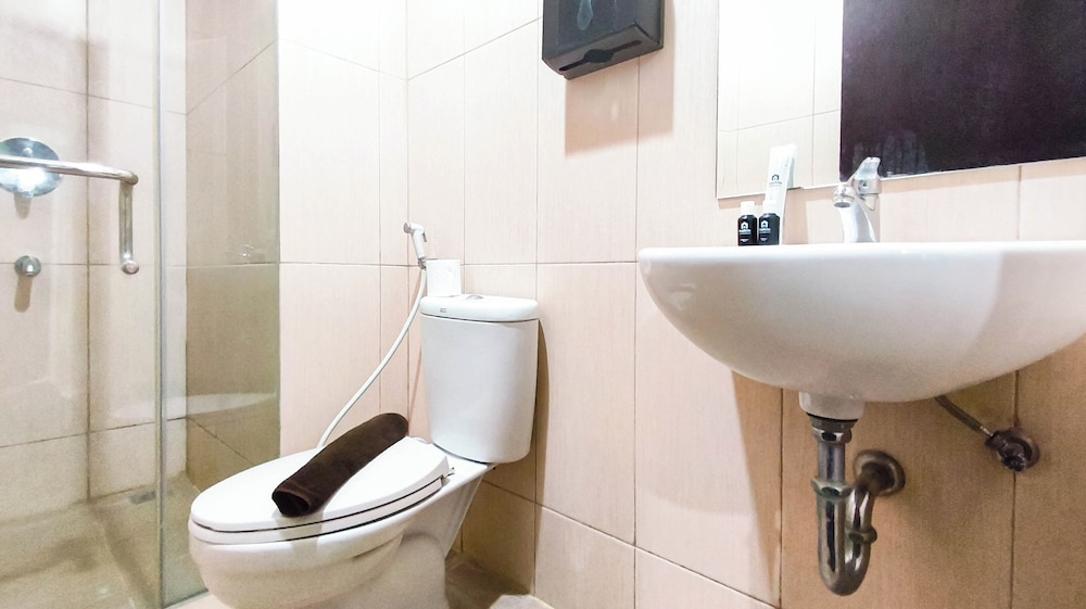 Modern 1Br With City View At Tamansari Papilio Apartment