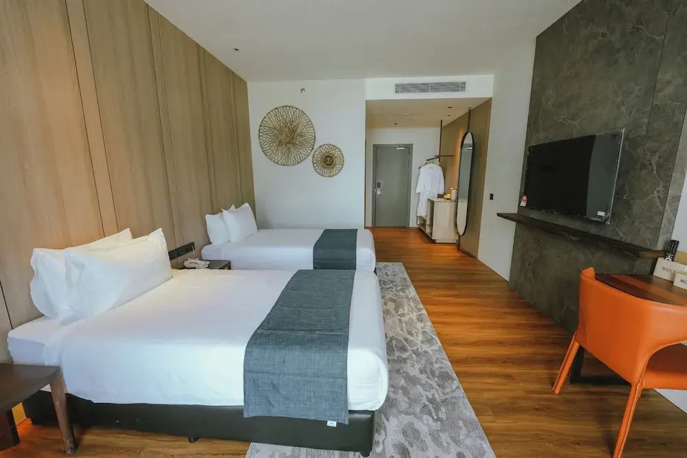 Sematan Roxy Beach Apartment