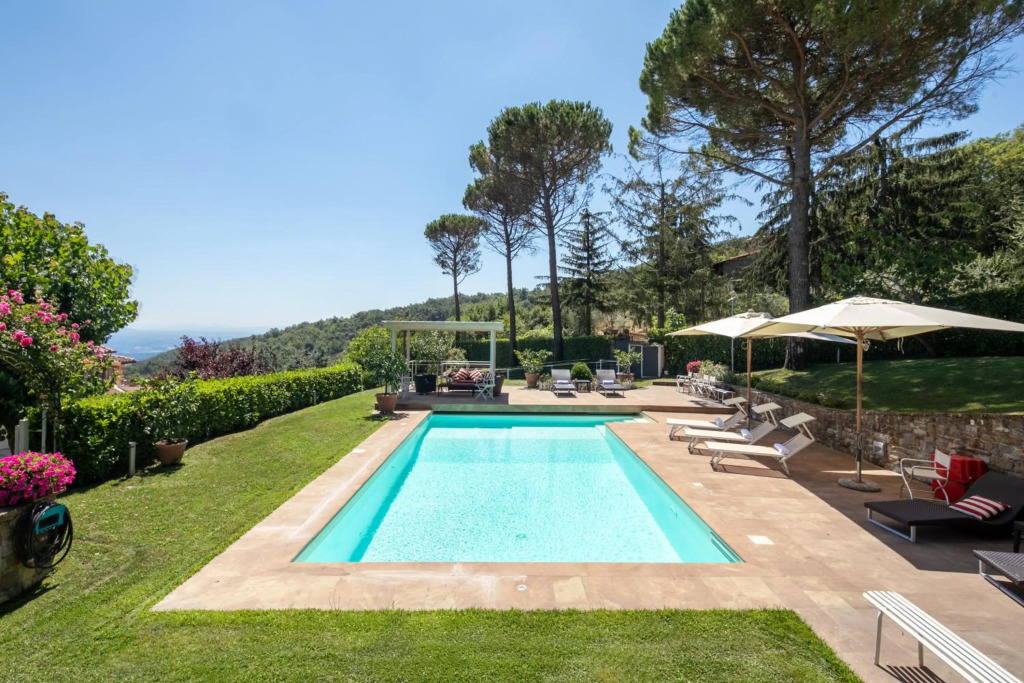 Villa Collesole by Mmega
