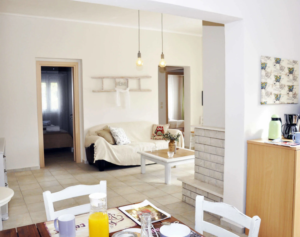 Villa Lakki The View