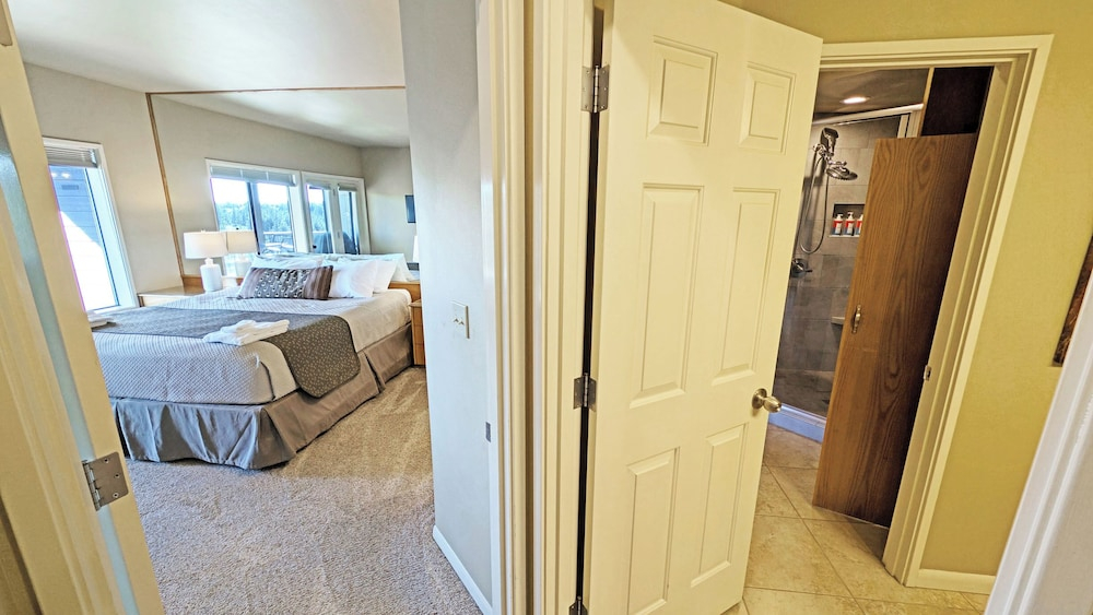 Mt Bachelor Village 324 A SR