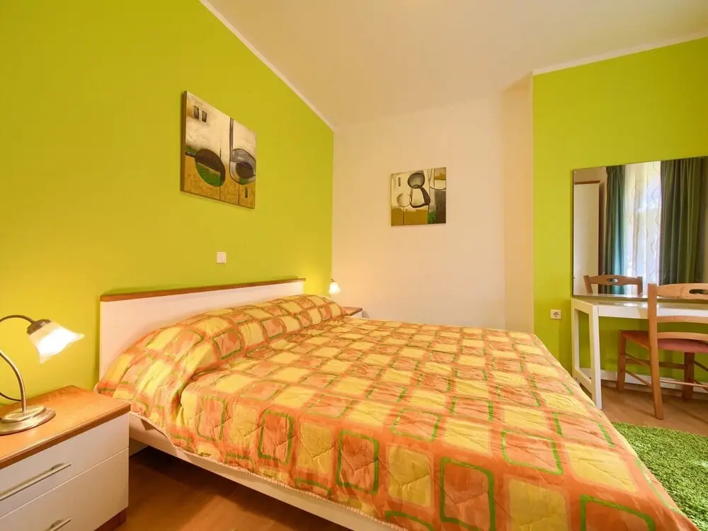 Nice Apartment With Private Terrace Near the Sea