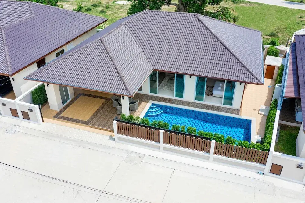 Luxury Pool Villa A18