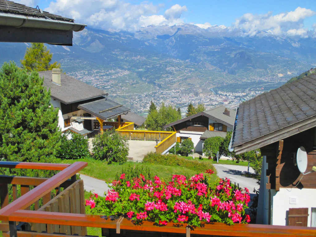 Chalet LAlouette by Interhome