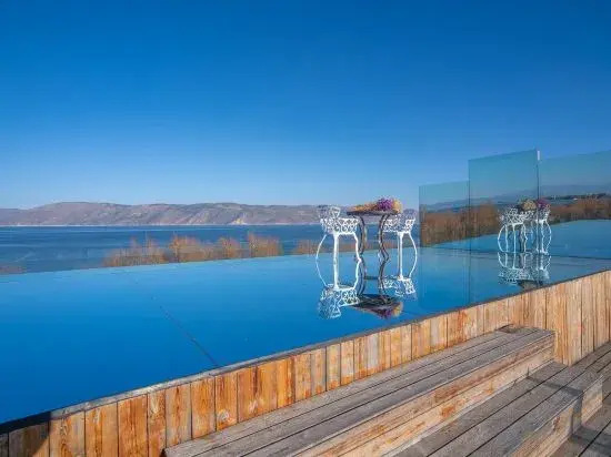 Dali Yuntu S-Bend Seaview Travel Shooting Inn (Junxi Village)