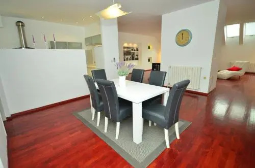 Hi-End Apartment