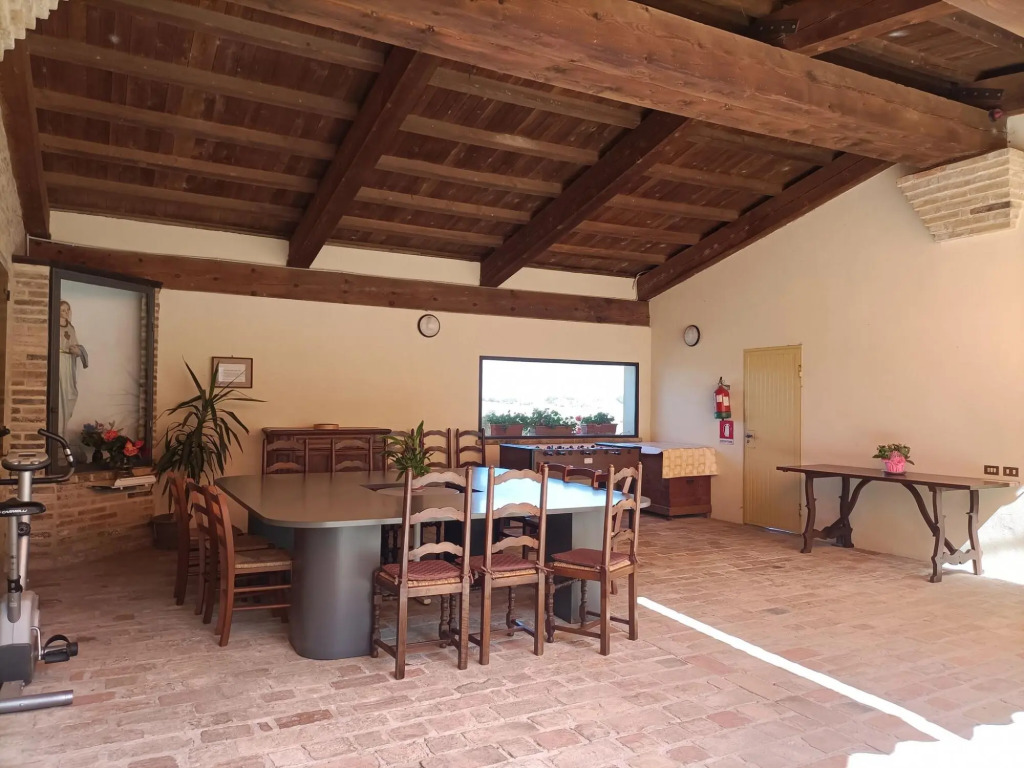Villa in Marche with Private Pool