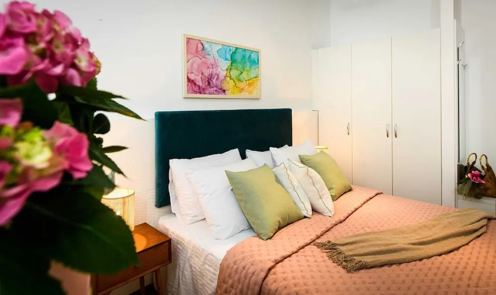 Lavica Bellevue apartments & studios