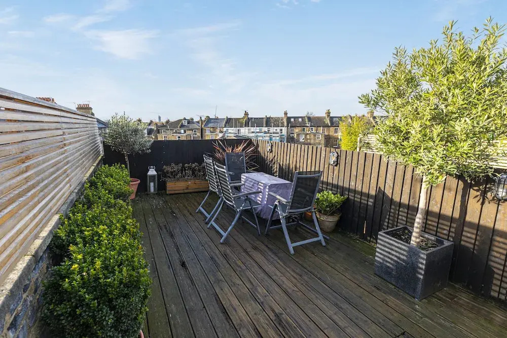 JOIVY Deluxe 2bed apartment with terrace