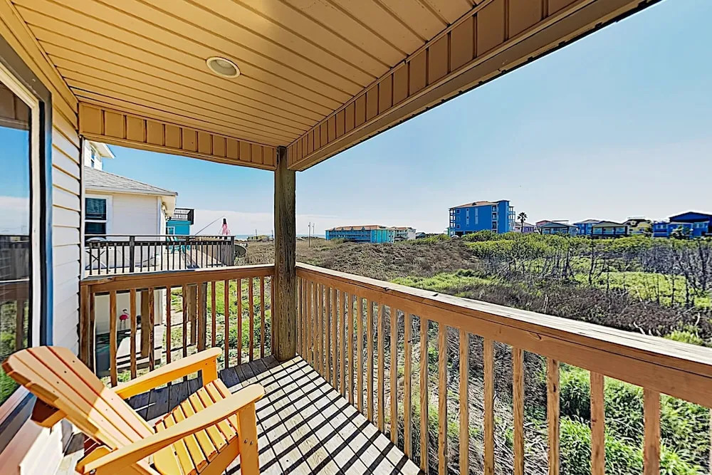 New Listing! Gulf-view Getaway W/ Balcony & Grill 5 Bedroom Home