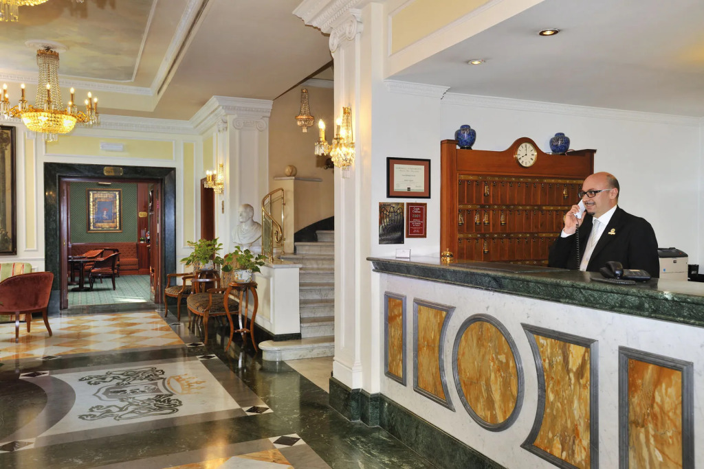 Hotel Mecenate Palace