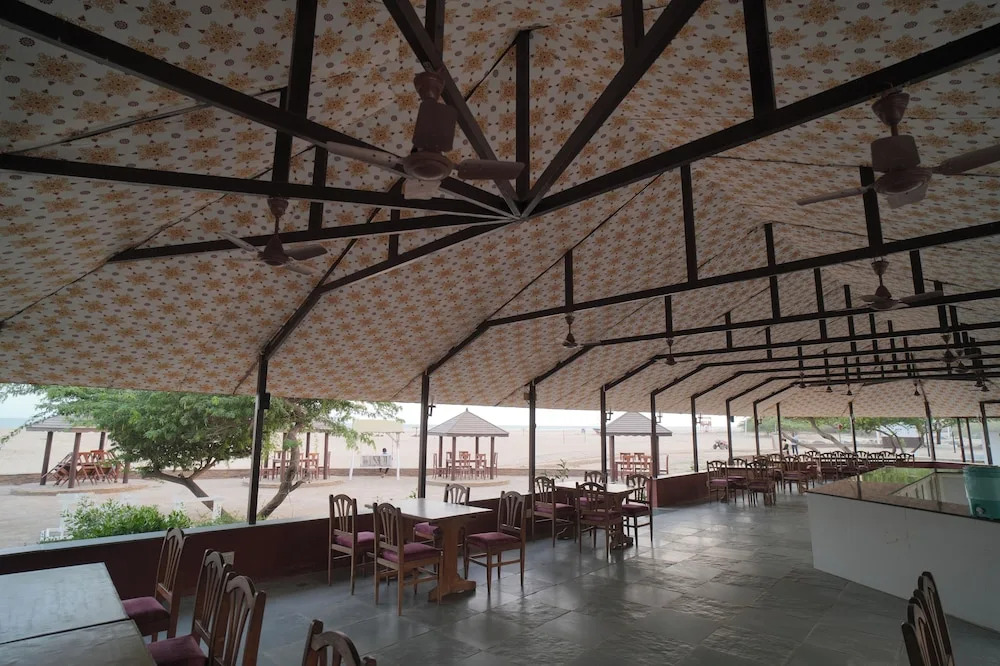 Palace Beach Camp