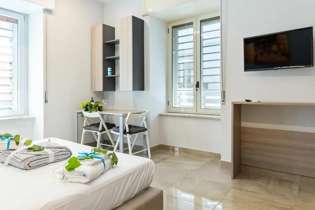 Devon Metro Studio Apartments