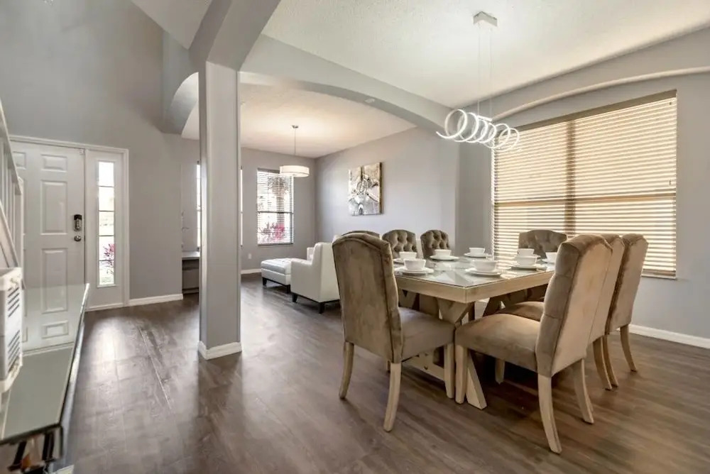 8489okc 7 Bedroom Villa